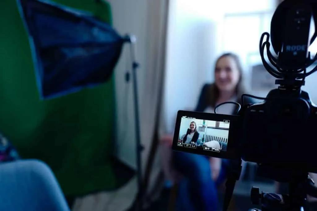 Entrevistas y testimonios en un documental